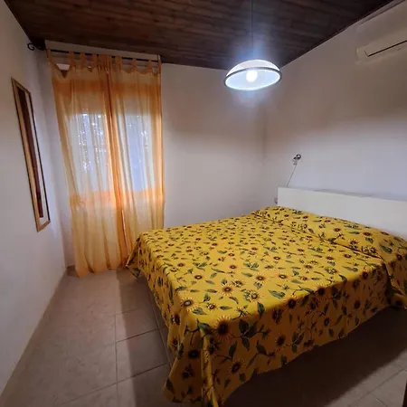 Casa Di 3 Appartement Solanas (Cagliari)